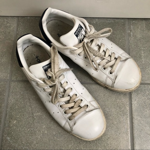 Men’s Stan Smiths by Adidas - Picture 7 of 9